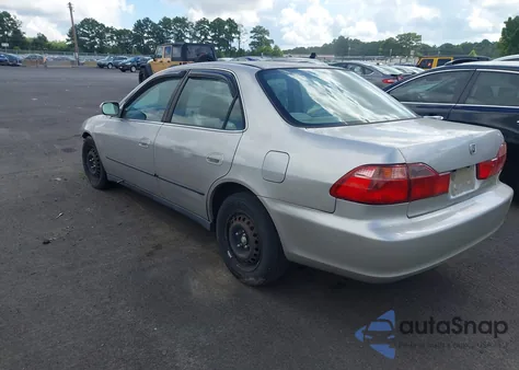 1998 Honda Accord Lx from USA, damaged, VIN 1HGCG5640WA194095